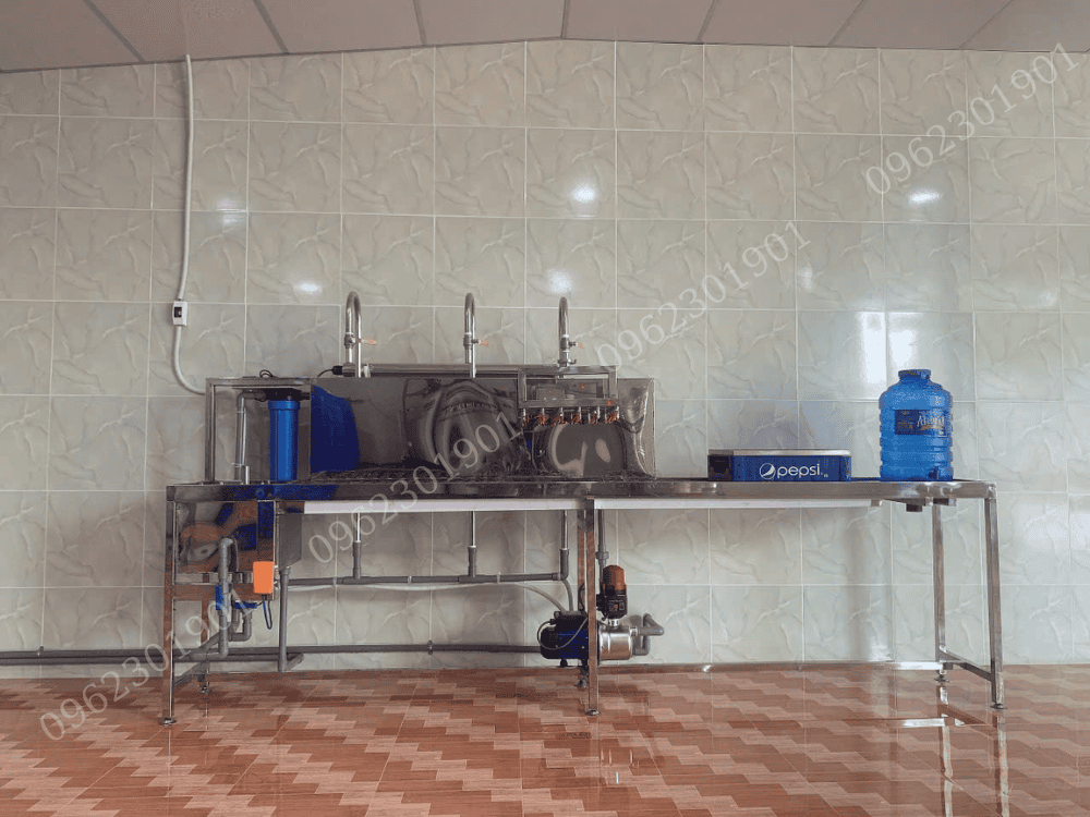 sản xuất nước ion kiềm đóng chai (2)
