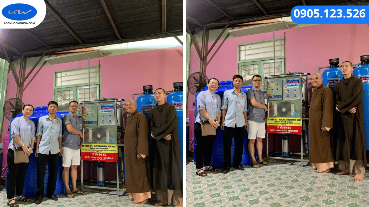 Kỹ thuật viên kiểm tra hệ thống lọc nước mặn thành nước ngọt tại Bến Tre