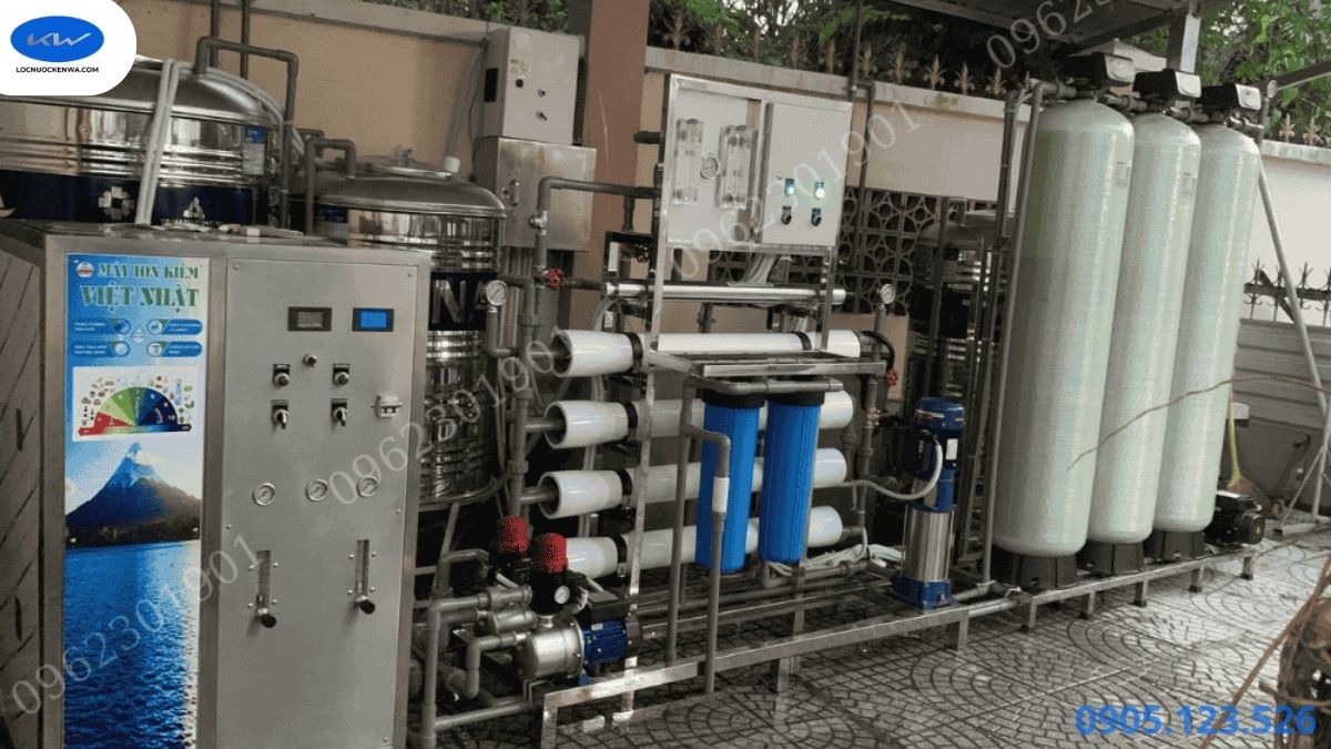 Sơ đồ bù khoáng trong hệ thống ion kiềm công nghiệp trước buồng điện phân